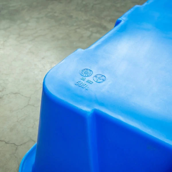 Ванна KN 600л синяя